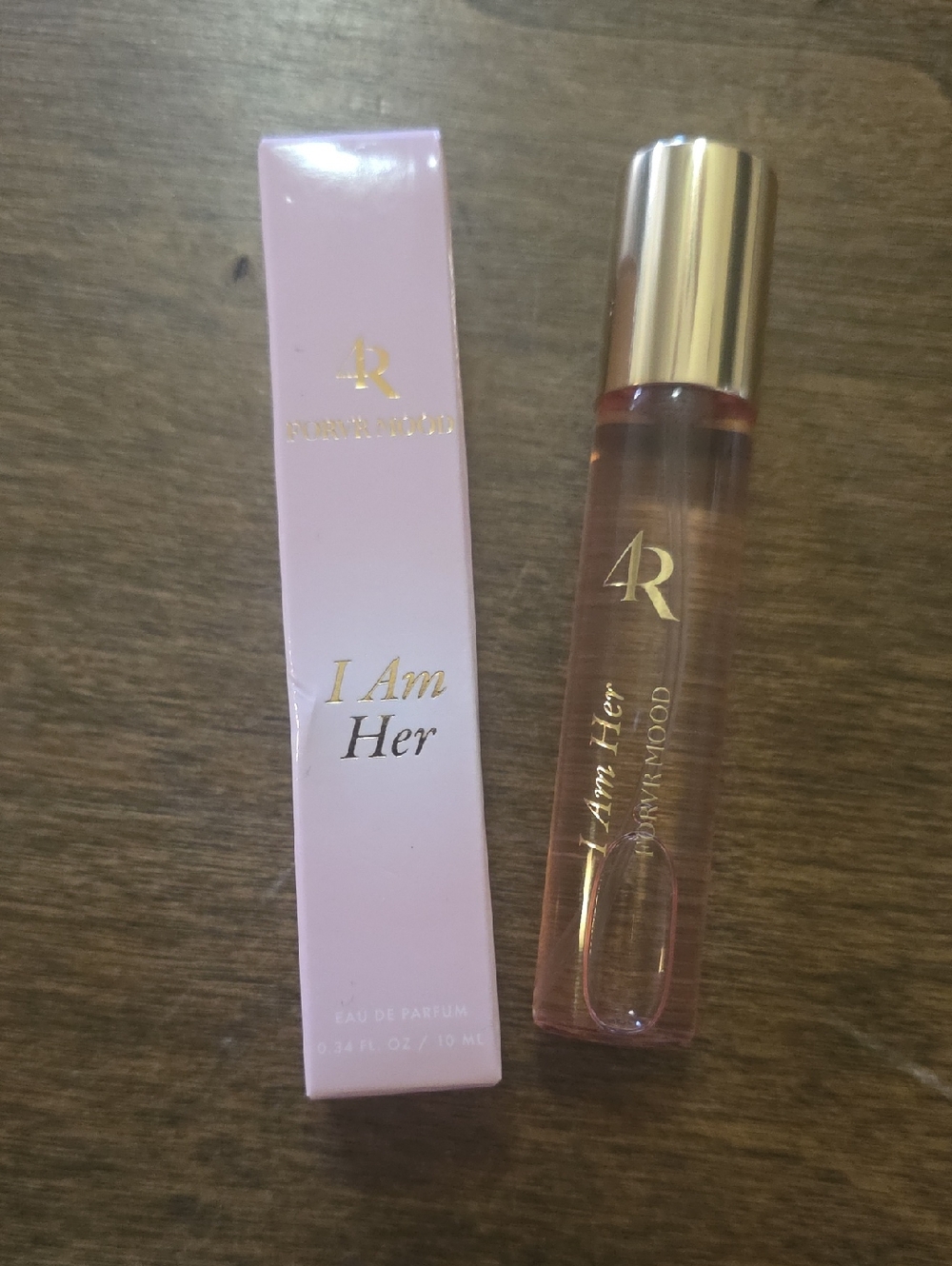 4R -ForvrMood I Am Her Perfume